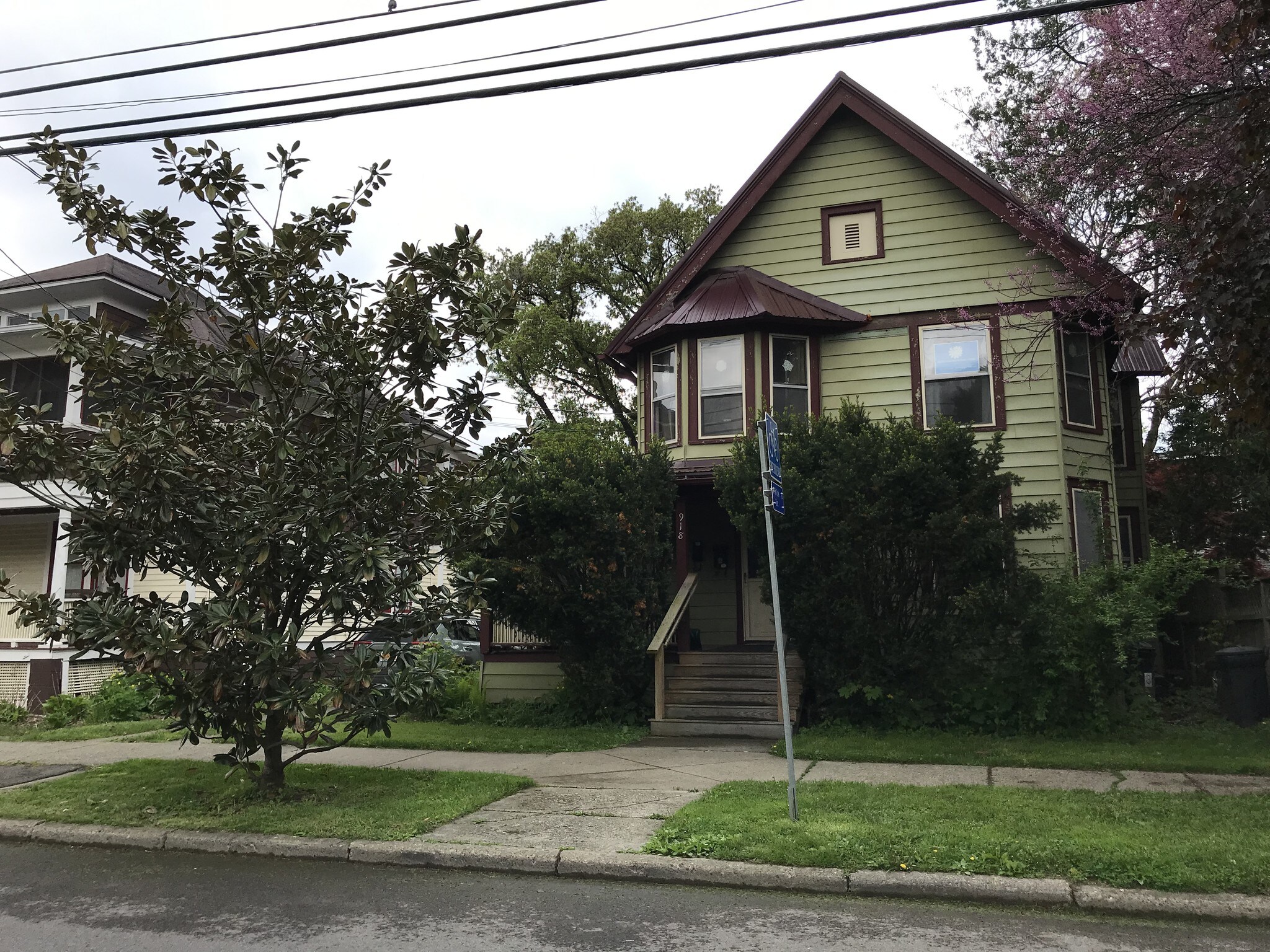 Building Photo - 918 N Tioga St