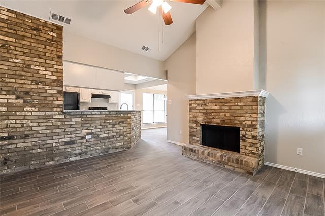 Building Photo - 103 Meadow Dr