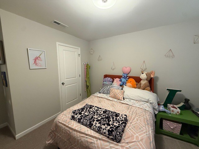 Building Photo - 648 Meadowlark Dr