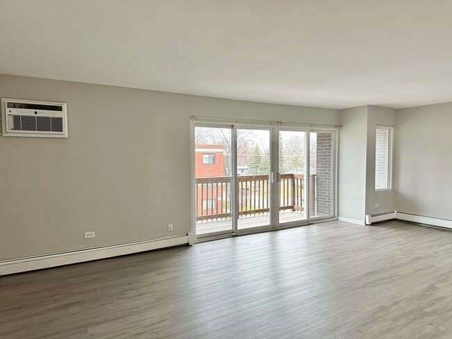 Building Photo - 8656 84th Ct