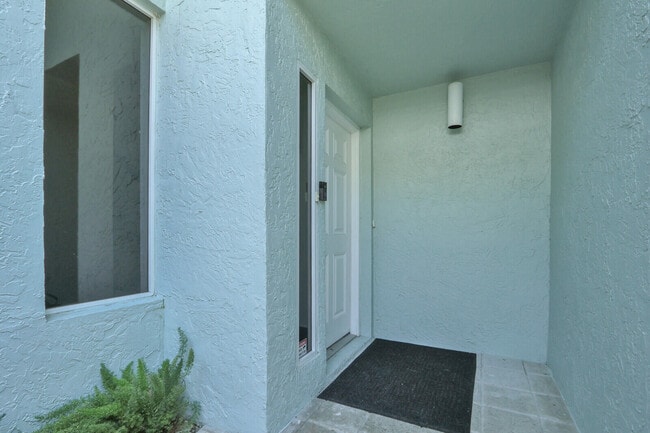 Building Photo - 1506 Mizzenmast Way
