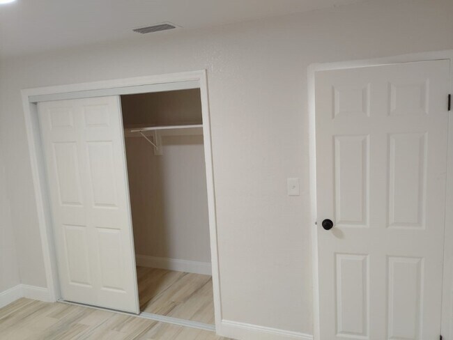 Building Photo - 2123 Mara Ct