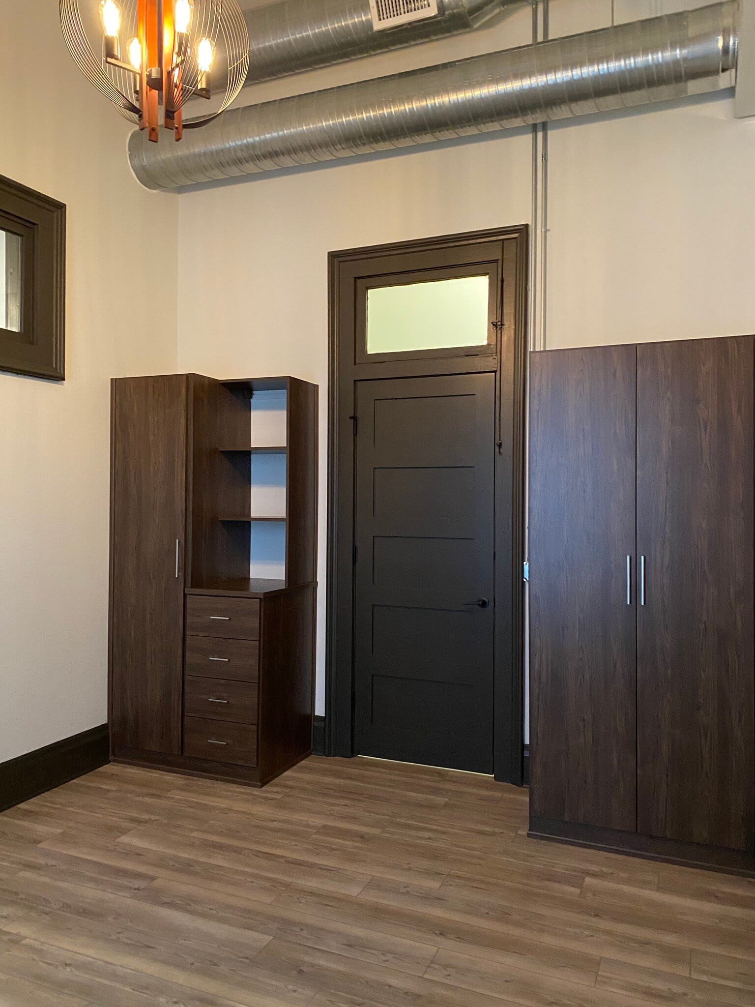 Custom wardrobe in bedroom - 102 S Main St