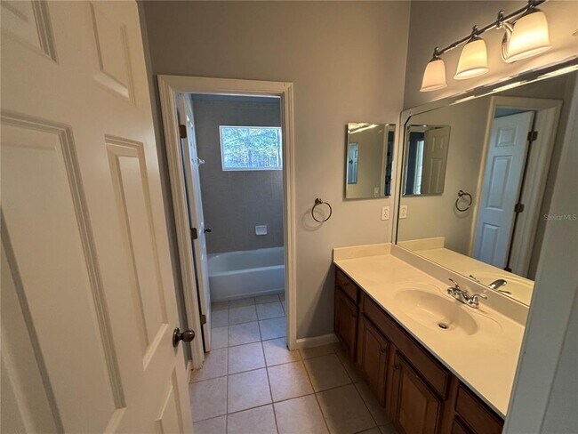 Building Photo - 1384 Eagle Crossing Dr