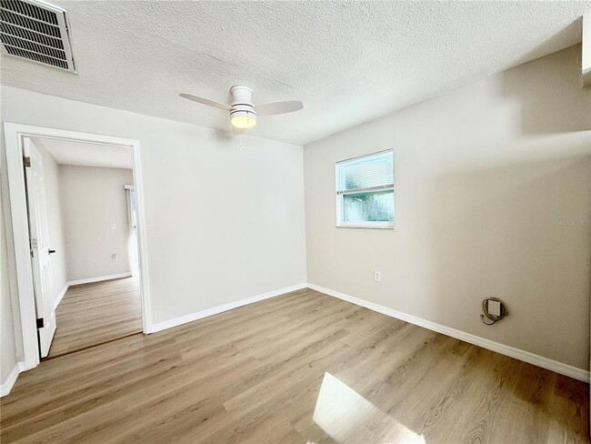 Building Photo - 5828 Gulf Dr