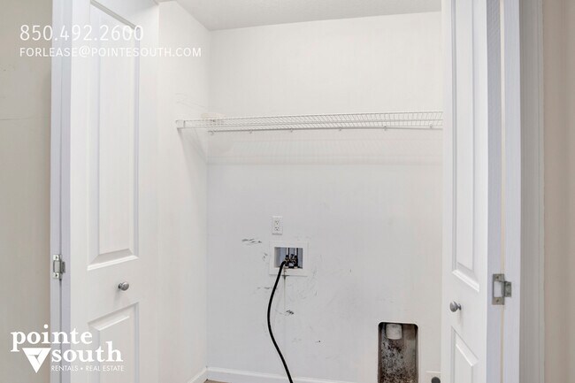 Building Photo - 612 Lost Key Dr