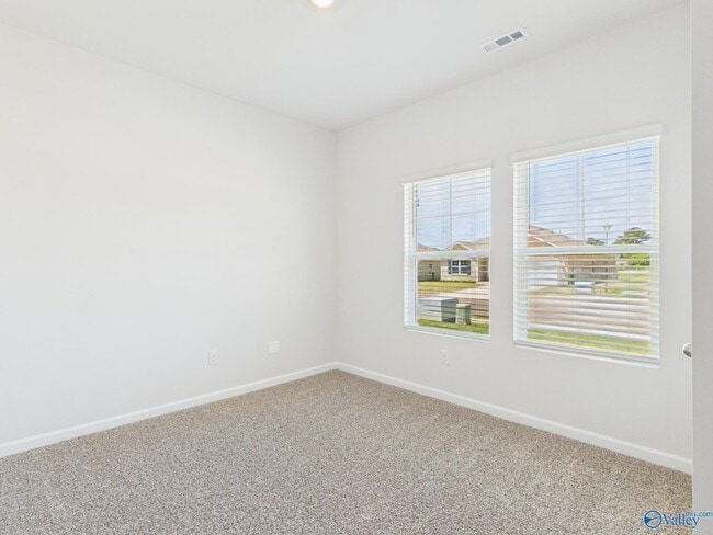 Building Photo - 125 Betty Williams Dr