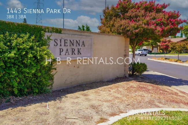 Building Photo - 1443 Sienna Park Dr