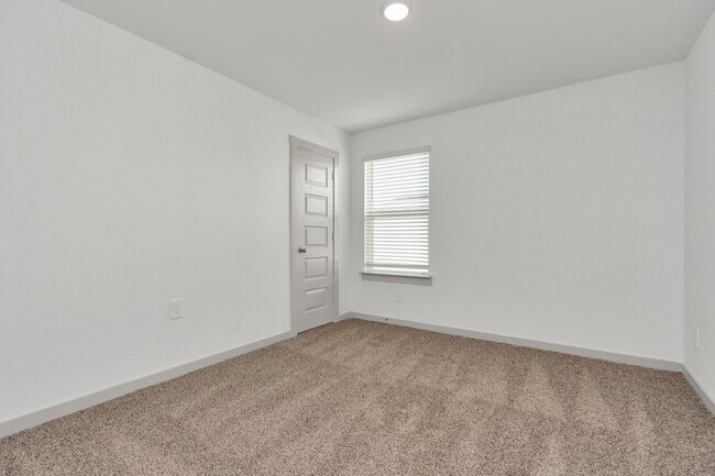 Building Photo - 10626 Watershed Dr