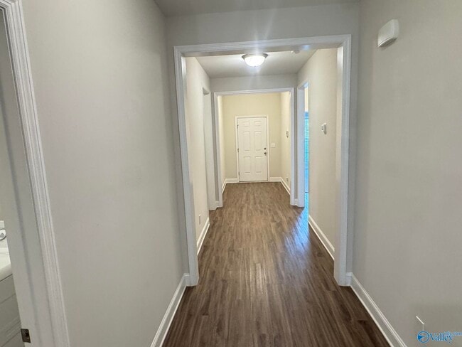 Building Photo - 151 Williams Pointe Boulevard SW