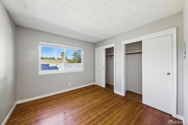 Building Photo - 1543 Berrellesa St