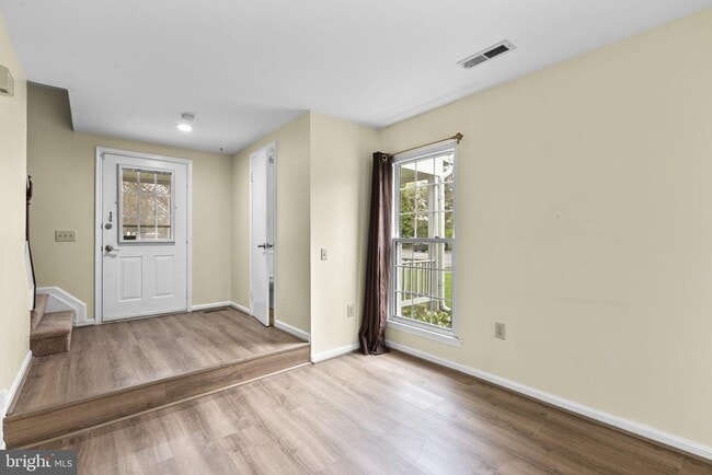 Building Photo - 3811 Ernst Dr