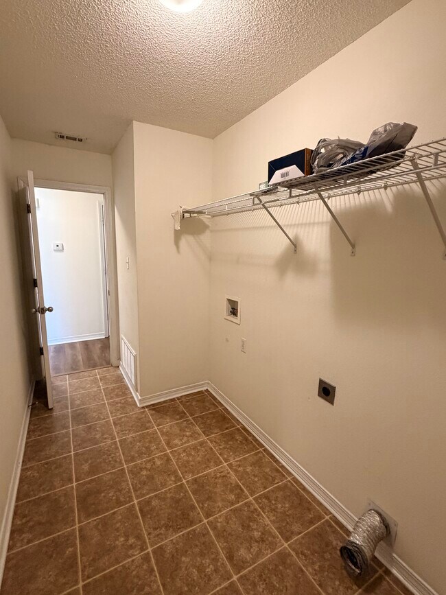 Building Photo - 15171 Haversham Pl