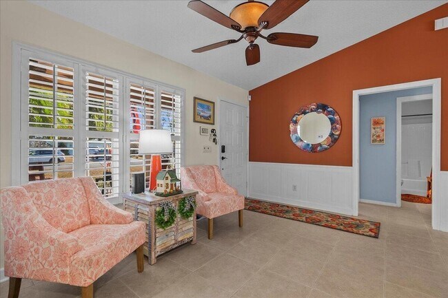 Building Photo - 1960 SE Bowie St