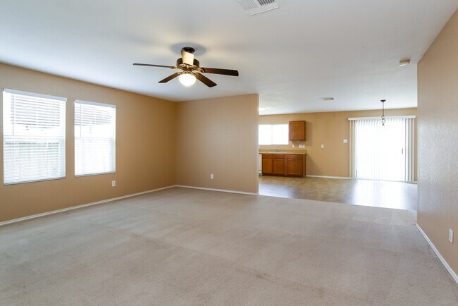 Building Photo - 2034 Vanamen Ct