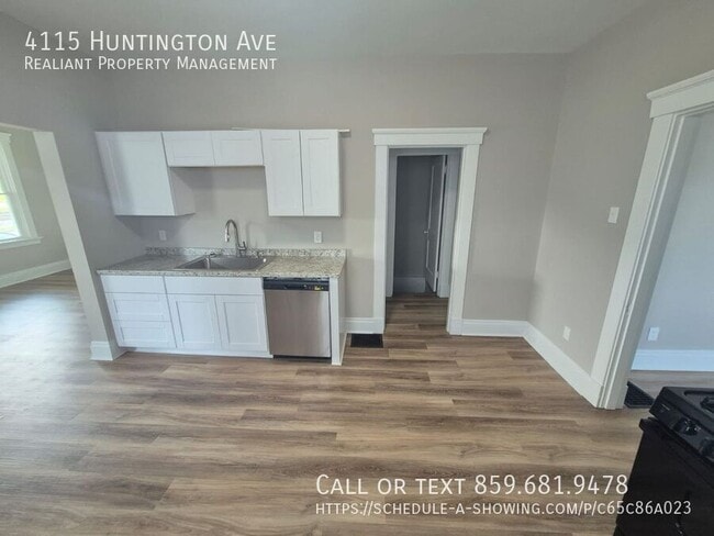 Building Photo - 4115 Huntington Ave