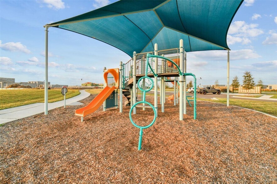 Building Photo - 31925 Sapna Chime Dr