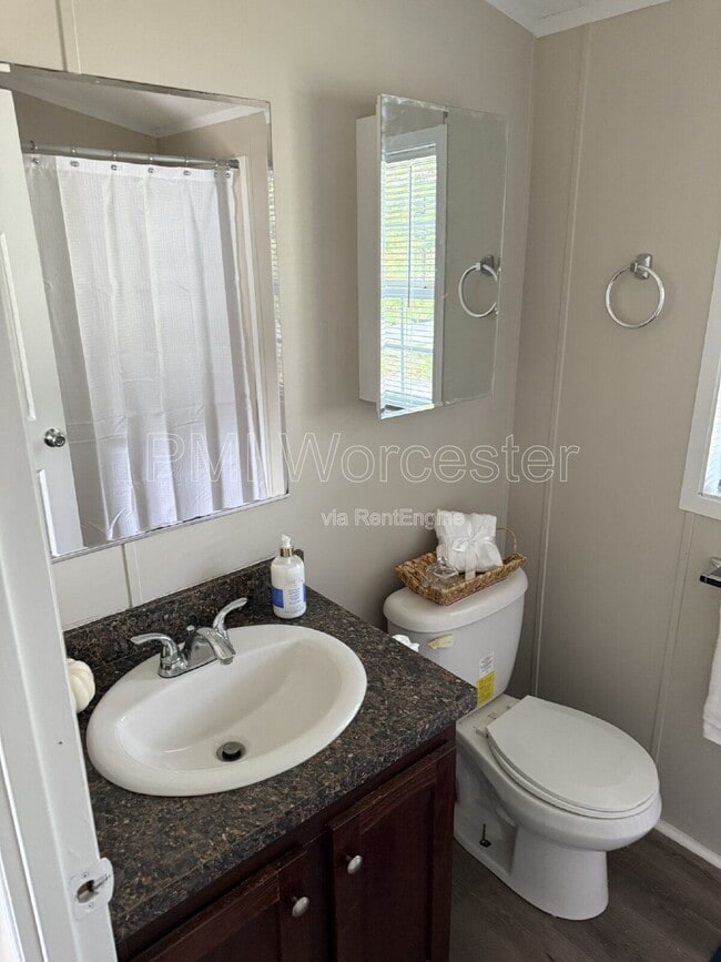 Building Photo - 29 Lachapelle St