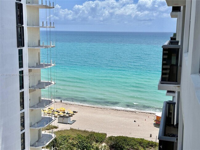 Building Photo - 6039 Collins Ave