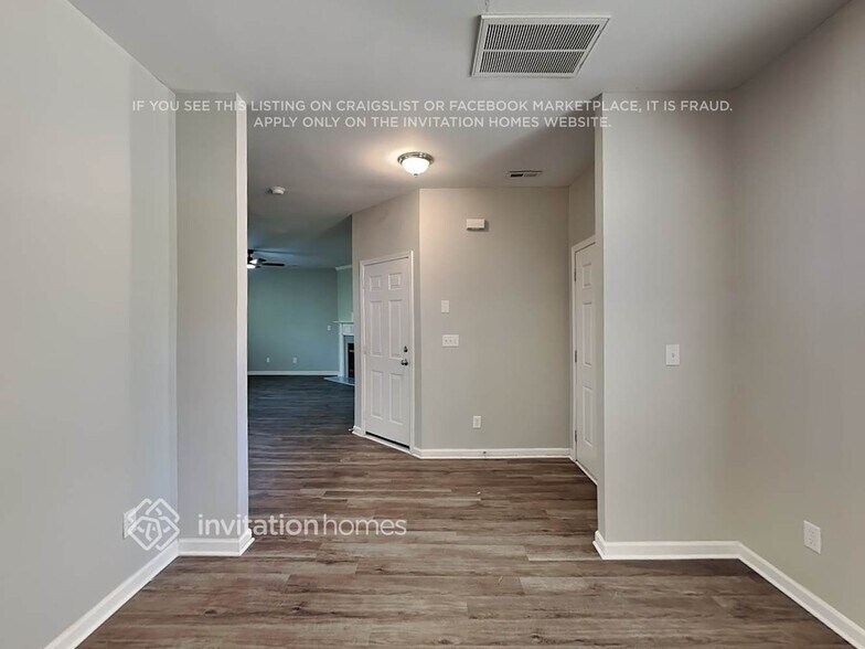 Building Photo - 17220 Cambridge Woods Ct