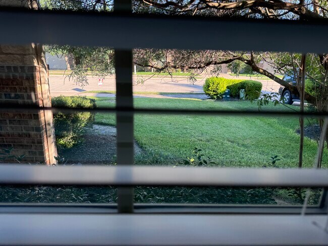 Building Photo - 4532 Chestnut Meadows Bnd