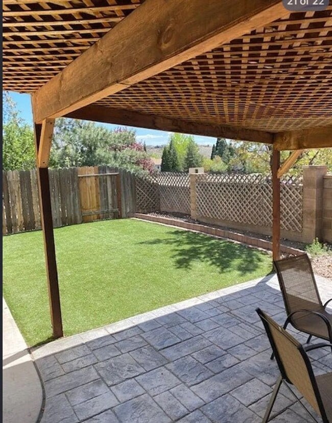 Building Photo - 5870 Coyote Ridge Rd