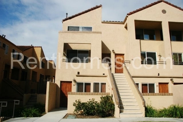 Primary Photo - La Jolla/UTC, 3927 Nobel Dr #80 - Beautifu...