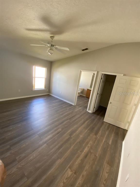 Building Photo - 639 Yak Ct