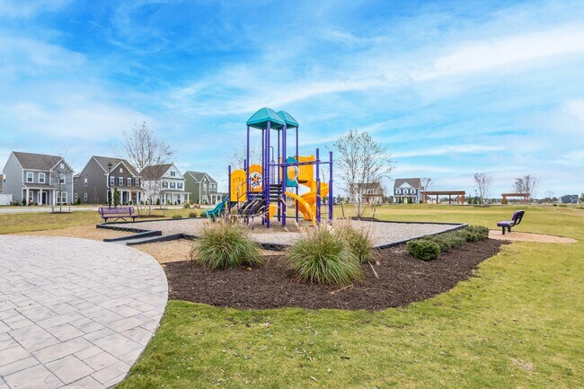 Building Photo - 302 Lydia St