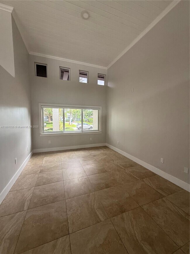 Building Photo - 17610 SW 80th Ct