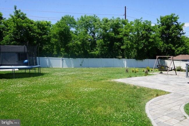 Building Photo - 9820 Leighland Ct