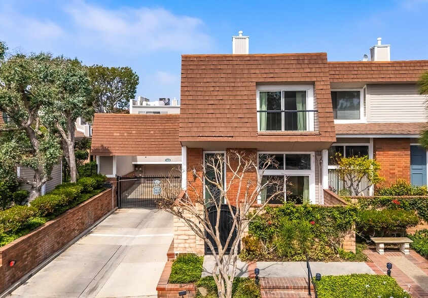 Building Photo - 13011 Mindanao Way