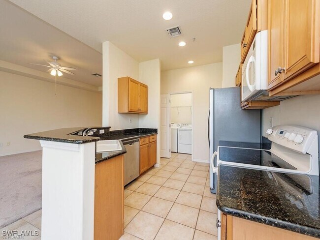 Building Photo - 12854 Carrington Cir
