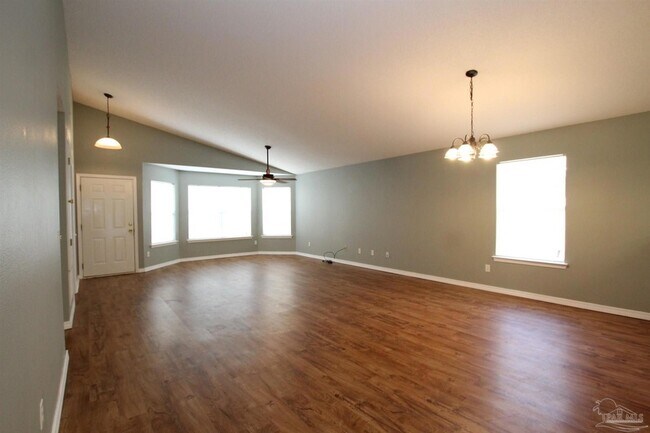 Building Photo - 386 Mizzen Ln