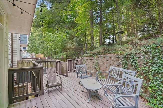 Building Photo - 1503 Whitehead Bluff NW