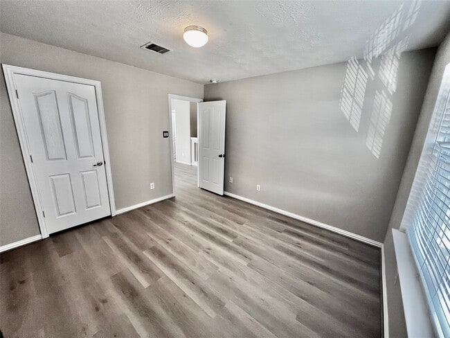 Building Photo - 4327 Payton Manor Ln