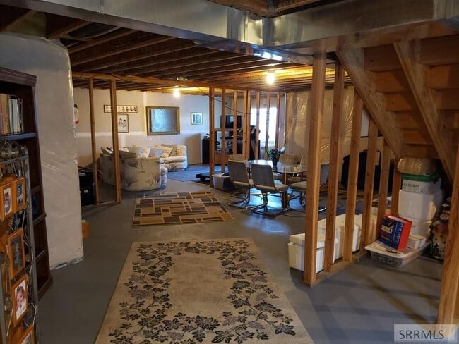 Building Photo - Charming 3-Bedroom, 2-Bathroom Twin Home in Stonebridge Subdivision