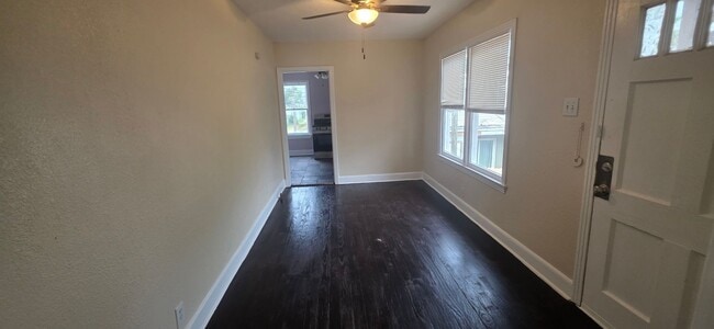 Building Photo - 4921 Avenue O