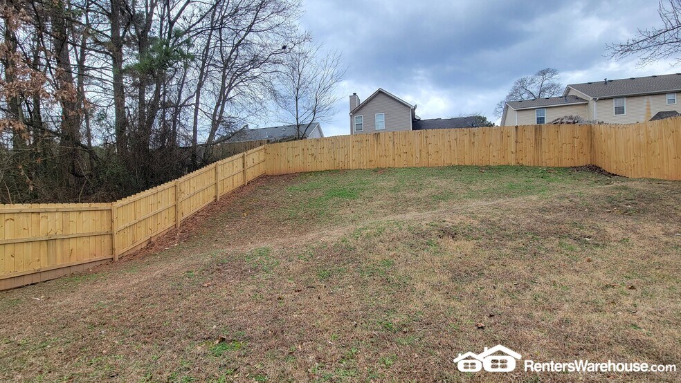 Building Photo - 3045 Stonebridge Creek Dr