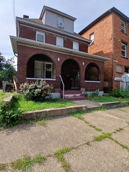 Front of the house - 133 W 13th Ave