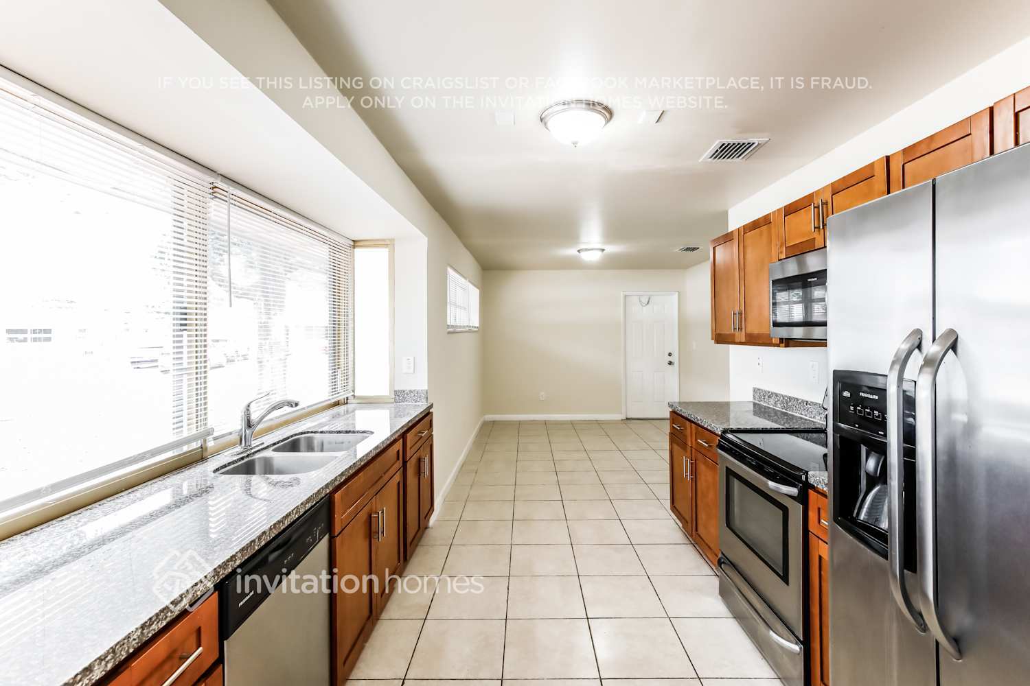Building Photo - 4641 NW 7th Dr