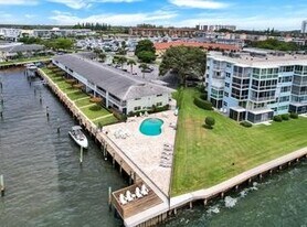 Building Photo - 68 Yacht Club Dr