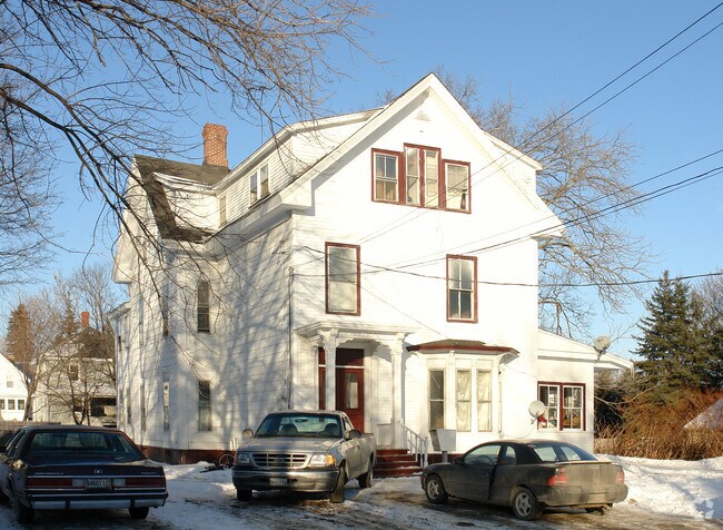 Primary Photo - 17 Boutelle Ave