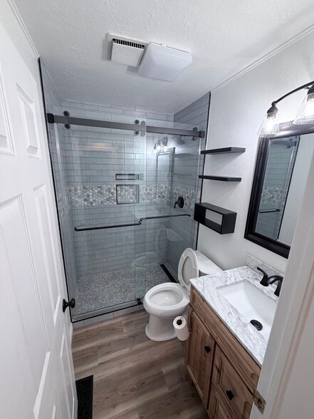 Building Photo - 306 E 900 N