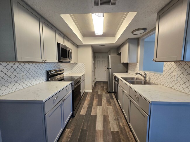 Building Photo - 8810 Springmail Cir