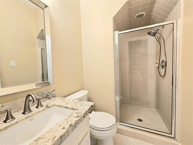 Building Photo - 20402 Sunny Shores Dr