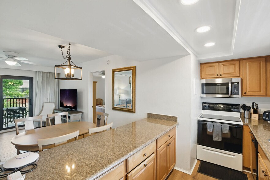 Building Photo - 600 Neapolitan Way