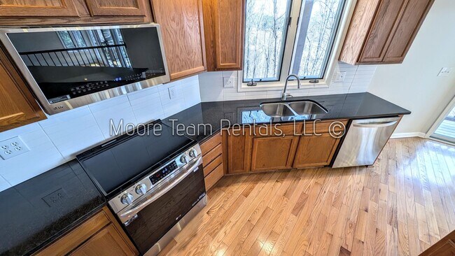 Building Photo - Charming 3-Bedroom Home in High Vista Gated Community – Stunning Views & Modern Updates!