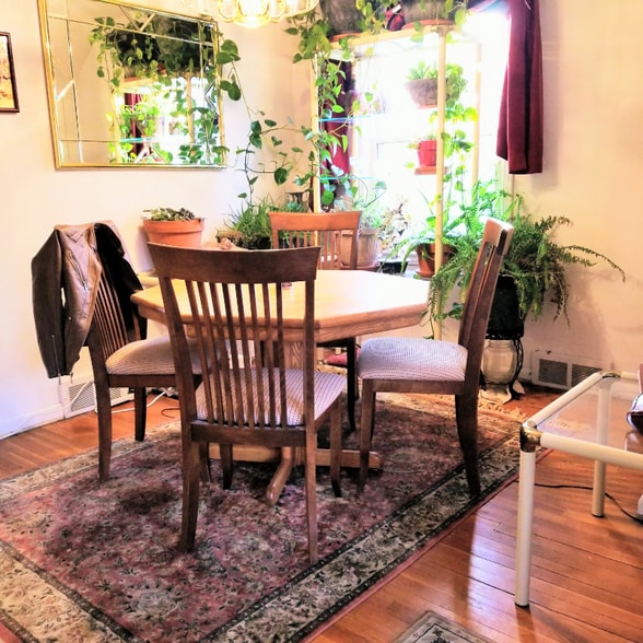 Building Photo - 1409 Catalpa Dr