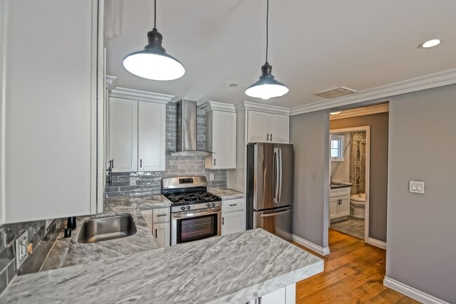 Building Photo - 202 Whiting St